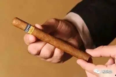 国产雪茄的制作手法视频,传统工艺与现代技艺的完美融合