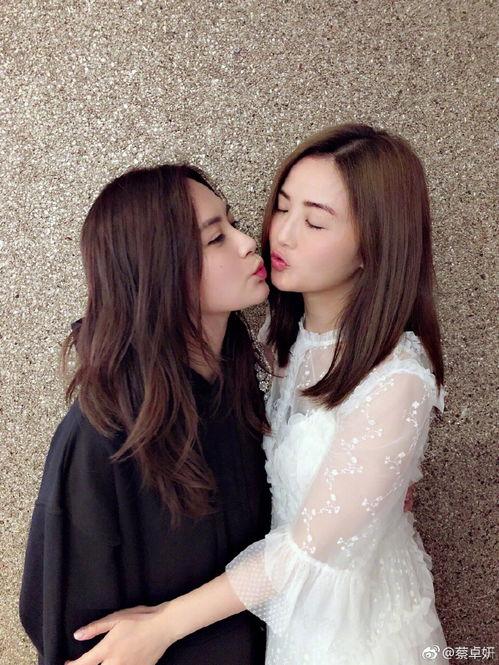 国产女友自拍网页视频,揭秘网络视频背后的真实故事