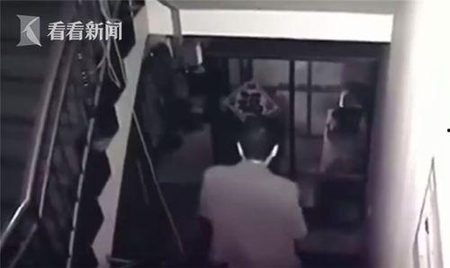 国产偷窥凹视频道国